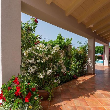 Villa Mare Rovinj Bagian luar foto