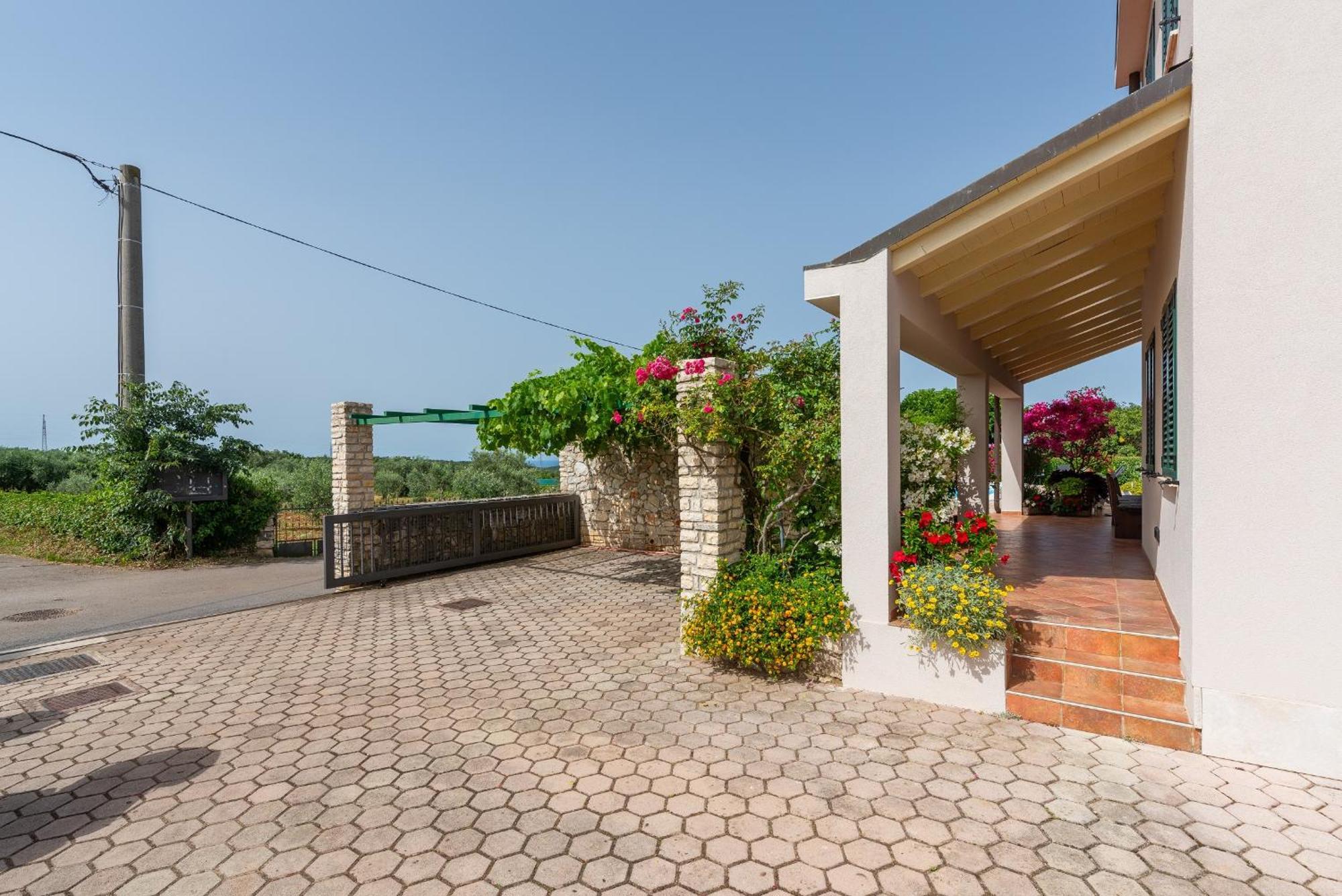 Villa Mare Rovinj Bagian luar foto