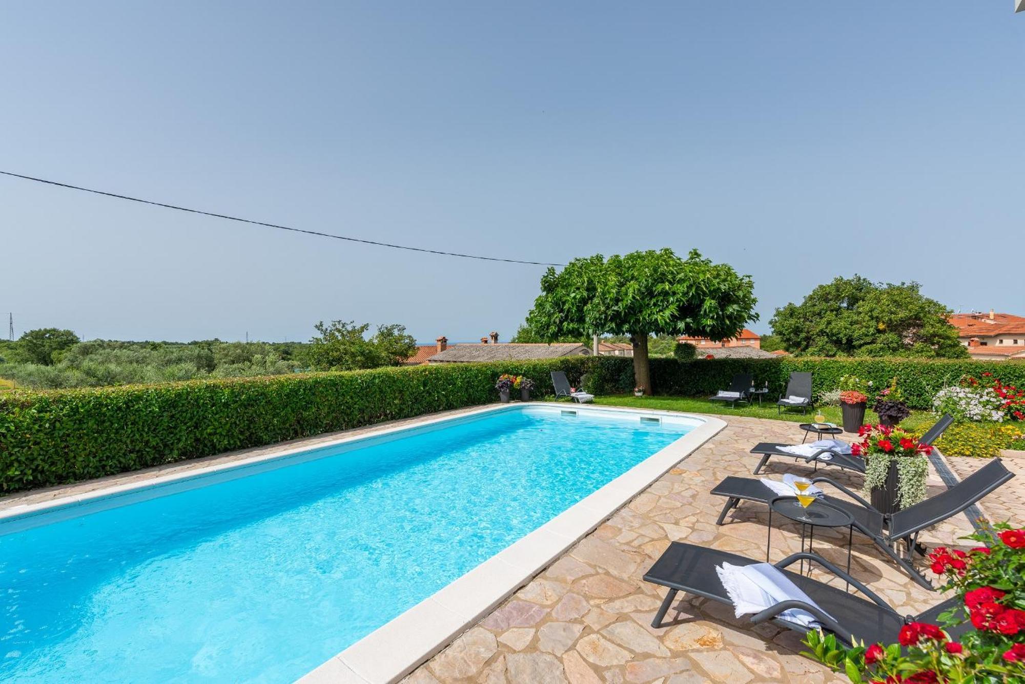 Villa Mare Rovinj Bagian luar foto
